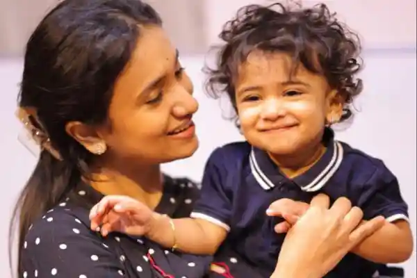 SRINITHI - AMANDA’S MOTHER